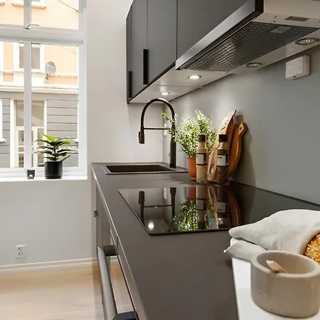 Stylish 2br In *