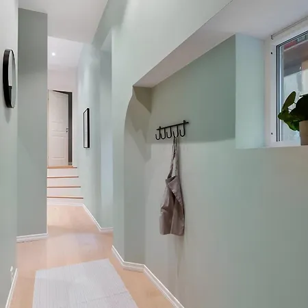 Stylish 2br In