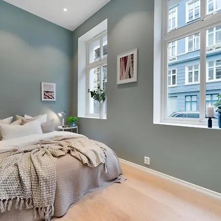 Apartment Stylish 2br In *